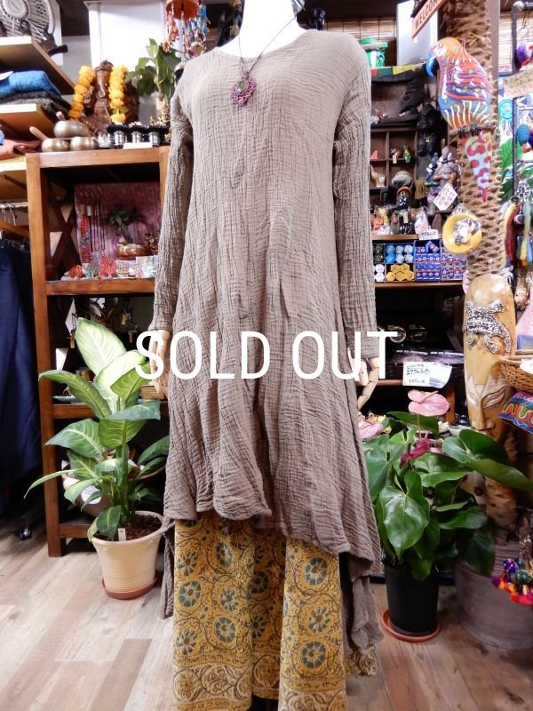 画像2: ダブルガーゼ フィッシュテール ロングワンピース (2)