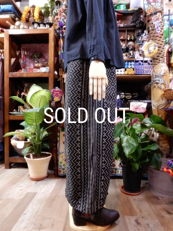 画像4: モン族刺繍 ワイドパンツ (4)