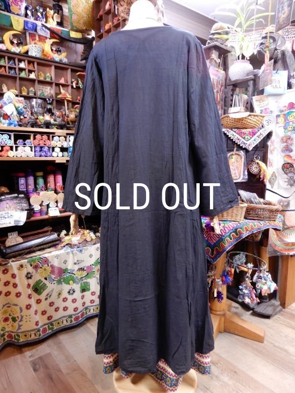 画像3: アシンメトリーボタン ロングワンピース (3)