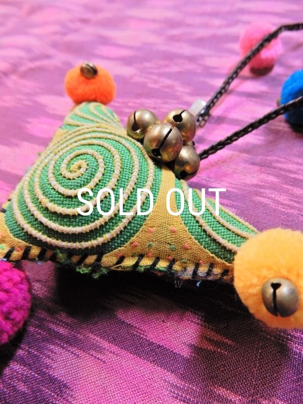 画像3: モン族ファブリック ネックレス (3)