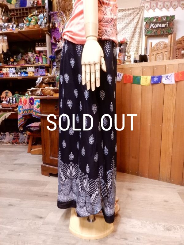 画像4: ラウンド裾 オリエンタルフレアパンツ (4)