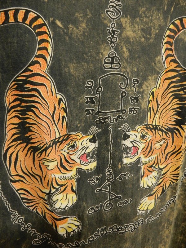 画像2: エスニック サクヤン メンズＴシャツ M (2)